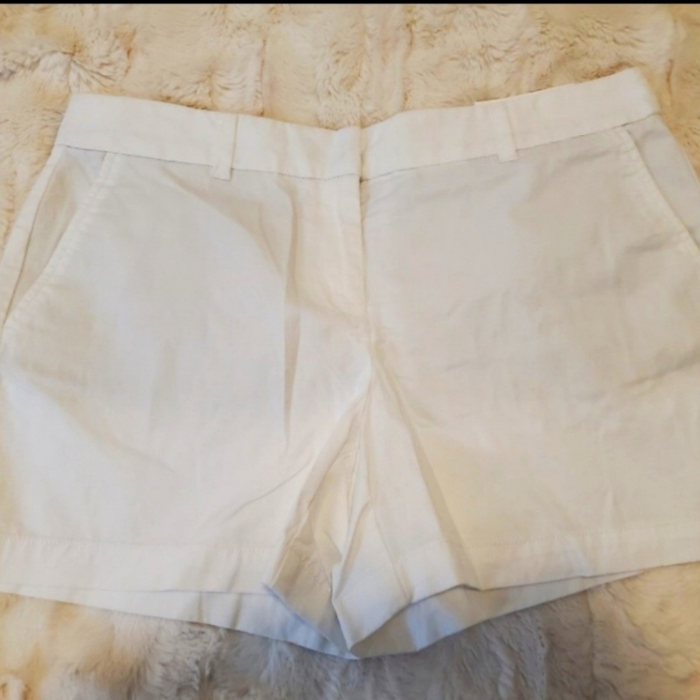 Loft Taylor- Ann Taylor- White Cotton Shorts- Size 8- NWT